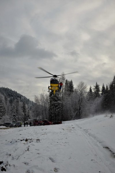 Śnieg daje się we znaki turystom [ZDJĘCIA]