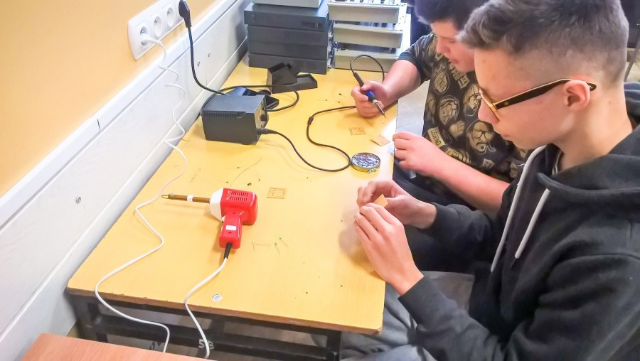 Ferie z techniką w mechaniku [ZDJĘCIA]