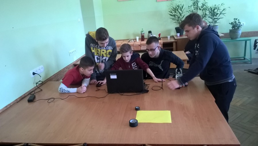 Ferie z techniką w mechaniku [ZDJĘCIA]