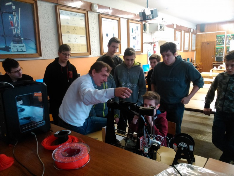Ferie z techniką w mechaniku [ZDJĘCIA]