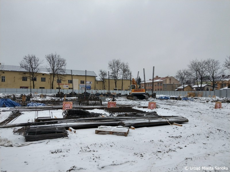 Postępują prace przy nowym dworcu
