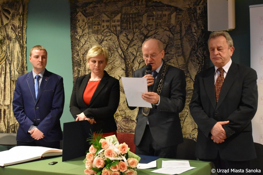 Sanok ma nowych Honorowych Obywateli Miasta [ZDJĘCIA]