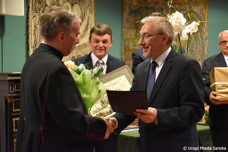 Sanok ma nowych Honorowych Obywateli Miasta [ZDJĘCIA]