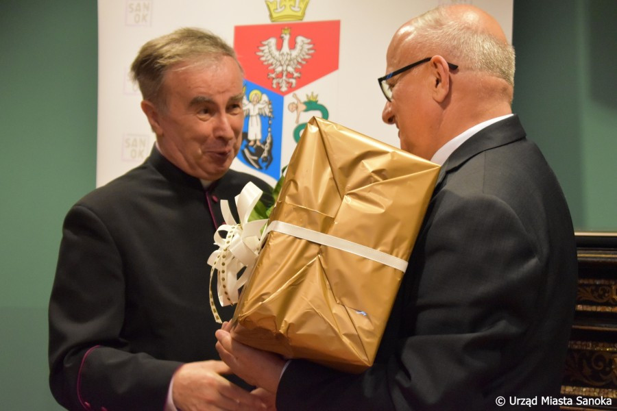 Sanok ma nowych Honorowych Obywateli Miasta [ZDJĘCIA]