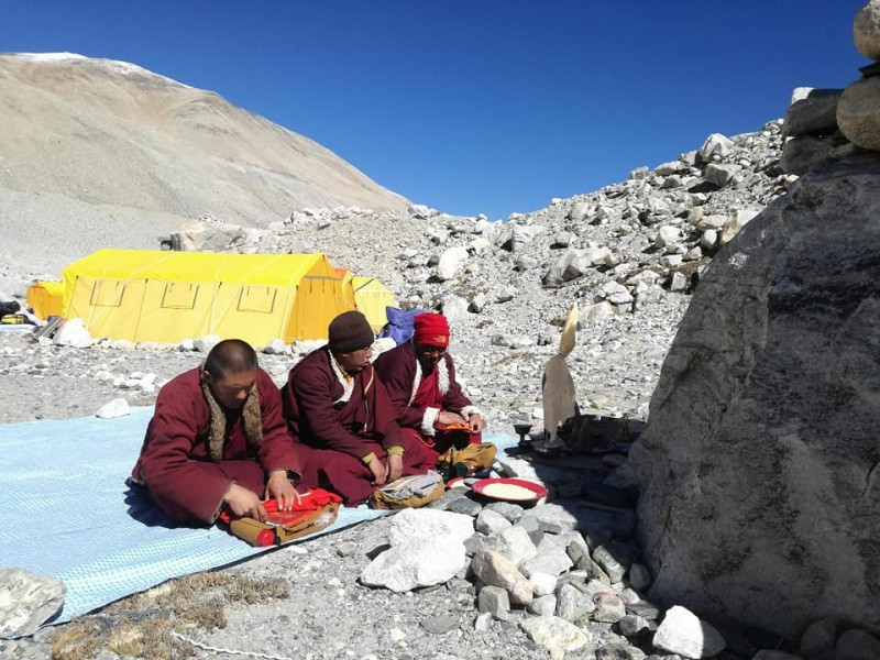 Raport z wyprawy na Mount Everest [ZDJĘCIA]
