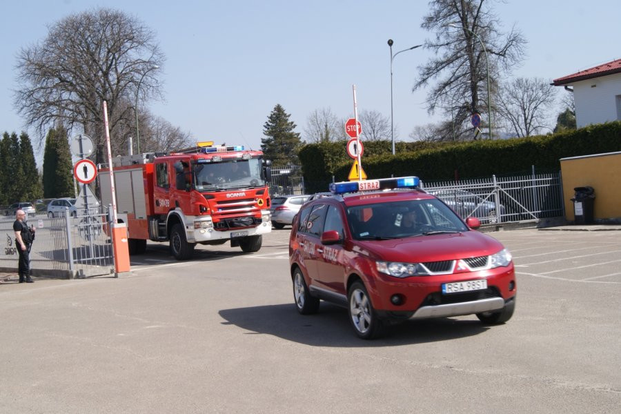 Bomba i ewakuacja pracowników PGNiG w Sanoku [ZDJĘCIA]