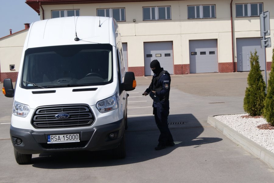 Bomba i ewakuacja pracowników PGNiG w Sanoku [ZDJĘCIA]