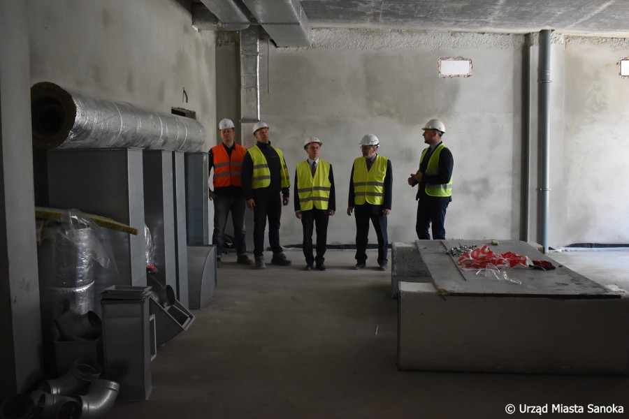 Zobacz, jak przebiega budowa Centrum Rehabilitacji i Sportu w Sanoku