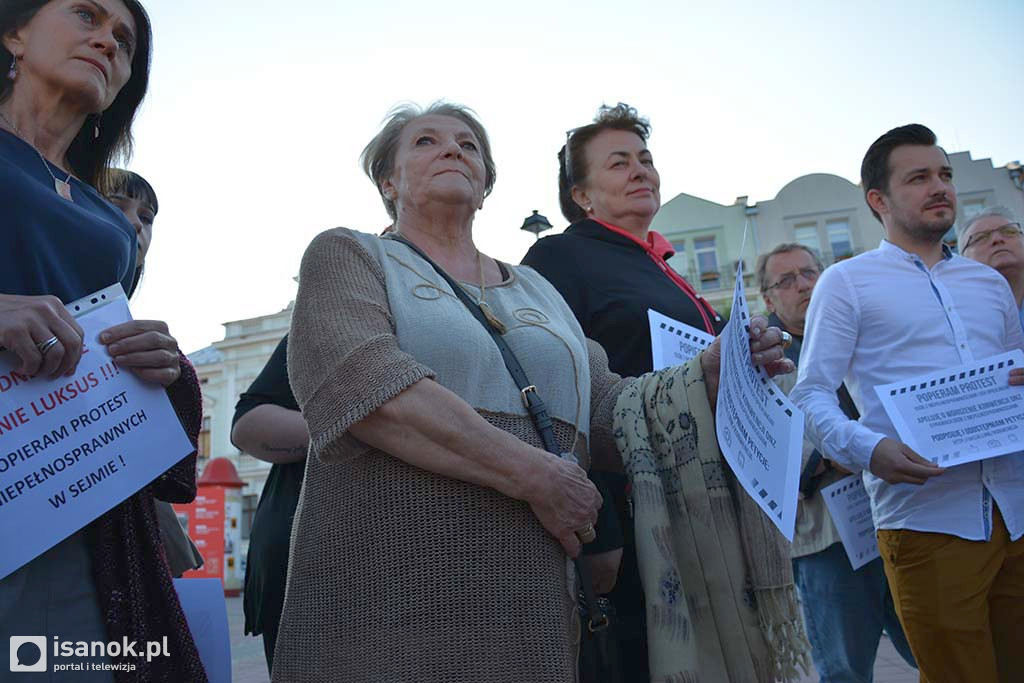 Protestowali w obronie niepełnosprawnych