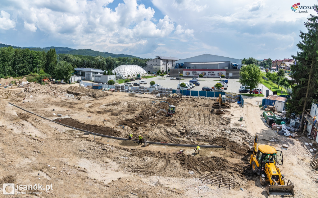Zobacz jak postępują prace przy budowie Centrum Rehabilitacji i Sportu