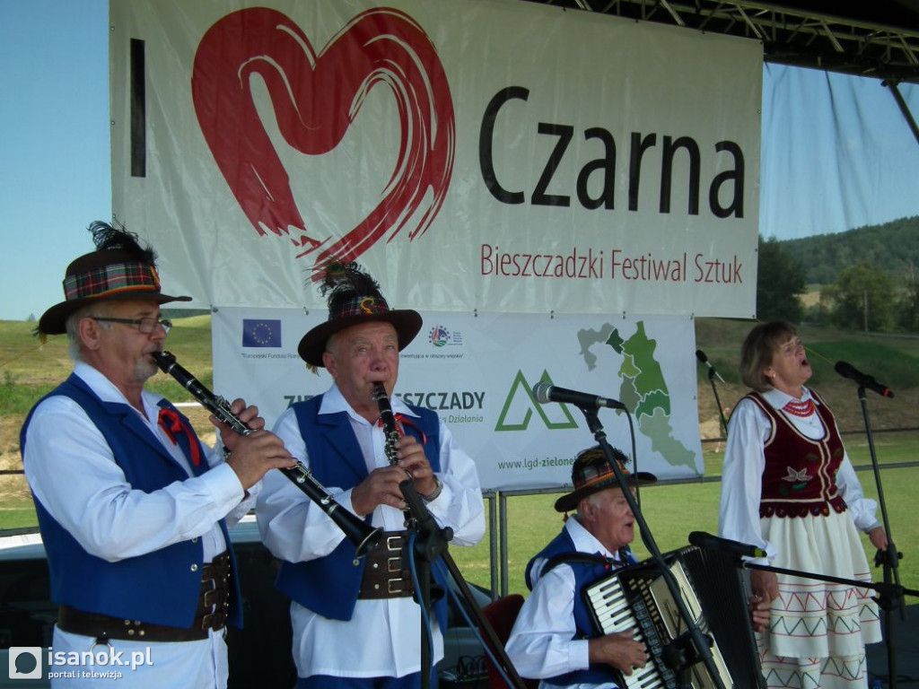 Piękne rękodzieła i regionalne potrawy podczas Bieszczadzkiego Festiwalu Sztuk w Czarnej