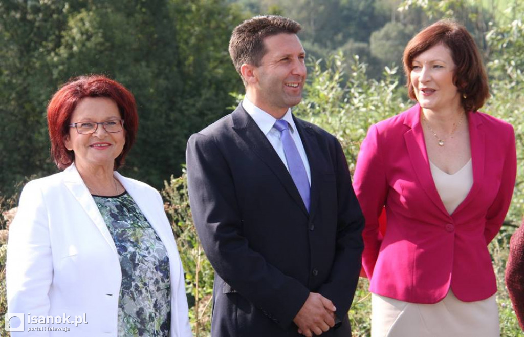 Symboliczne wbicie łopaty - będzie most w Morocho (ZDJĘCIA)