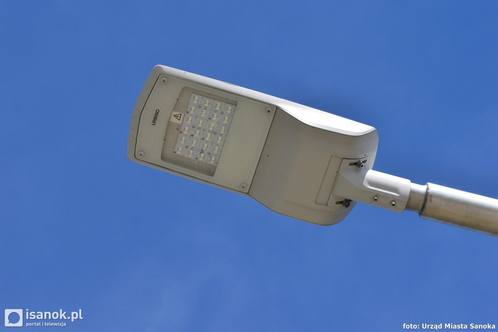 Sanok oświetlony. Zamontowanych blisko 40 lamp!