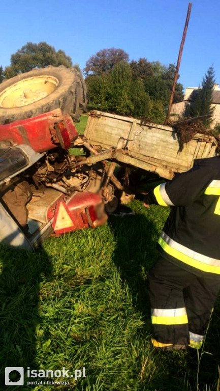 Wywrócił się traktor (ZDJĘCIA)