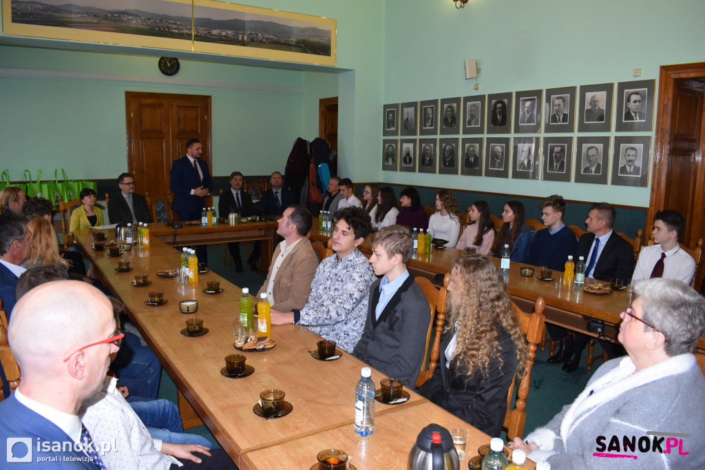 Najlepsi młodzi sportowcy z sanockich szkół