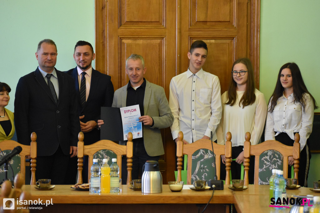 Najlepsi młodzi sportowcy z sanockich szkół