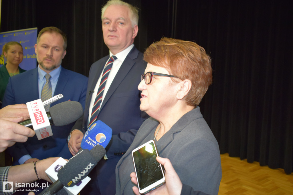 Wicepremier Gowin przywiózł milion złotych dla sanockiej PWSZ