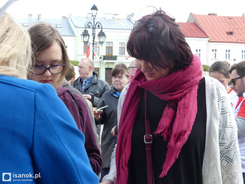 Tort na rynku na 15-lecie wstąpienie Polski do Unii Europejskiej