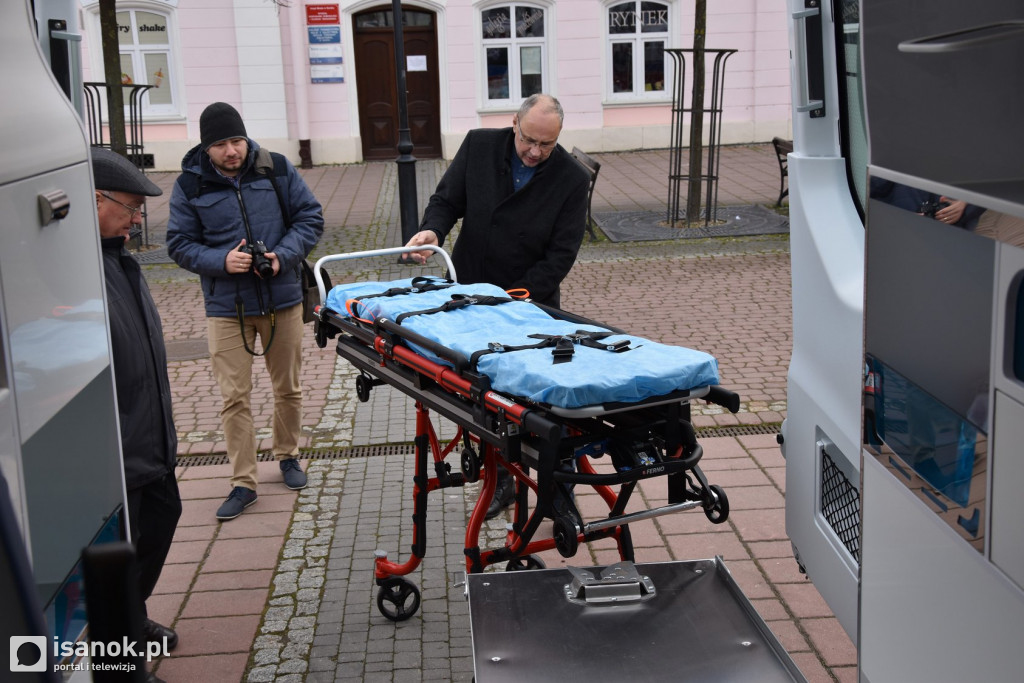 Nowe ambulanse dla Bieszczadzkiego Pogotowia Ratunkowego