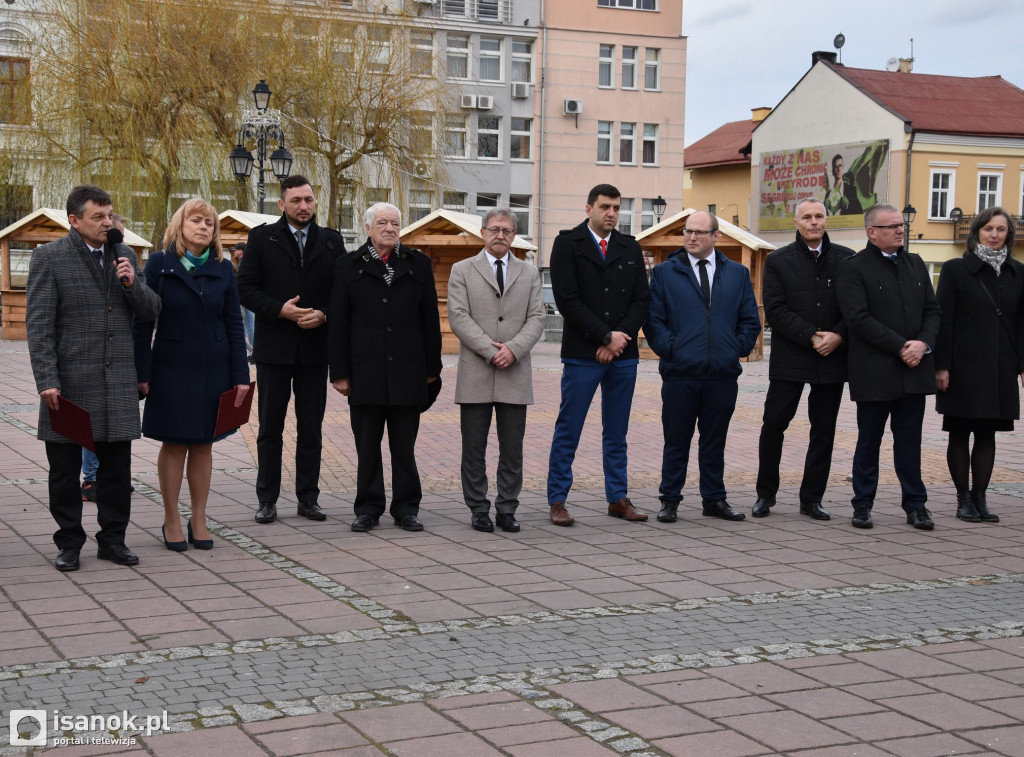 Nowe ambulanse dla Bieszczadzkiego Pogotowia Ratunkowego