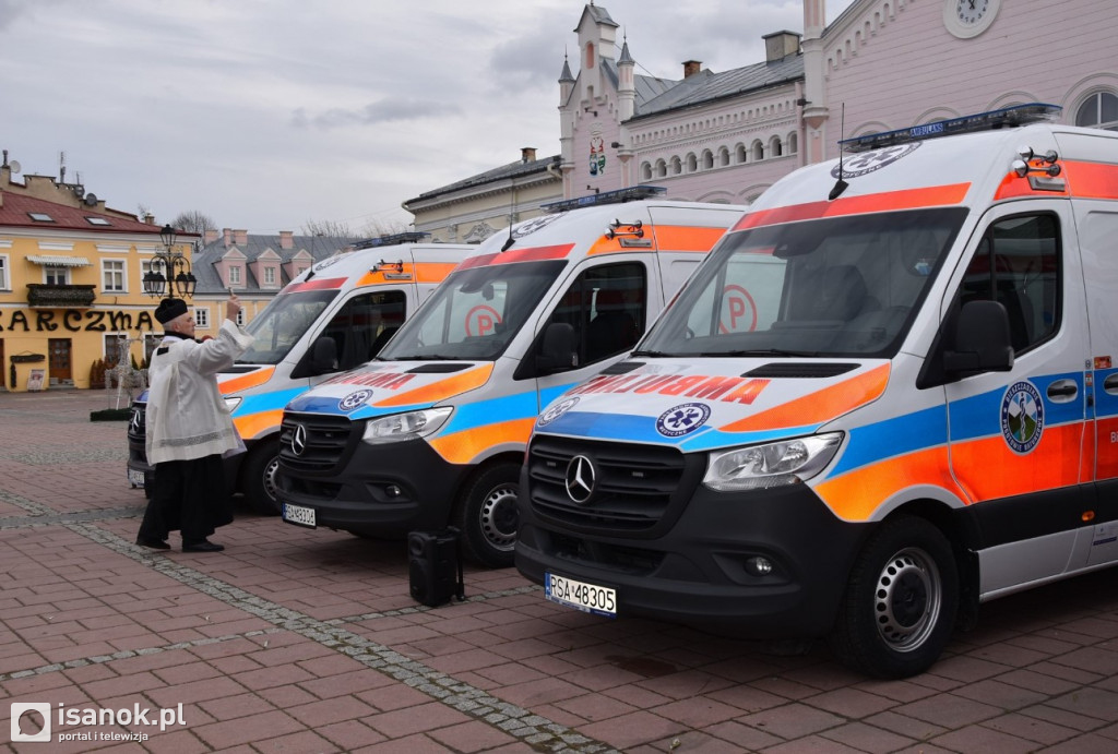 Nowe ambulanse dla Bieszczadzkiego Pogotowia Ratunkowego