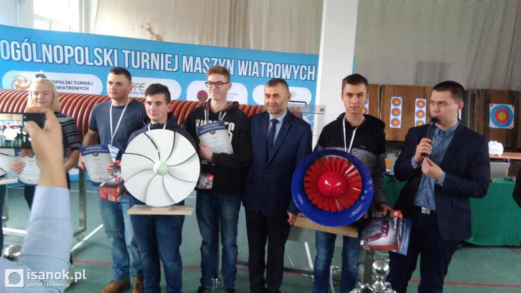 Sukces Zespołu Szkół nr 2 w Turnieju Maszyn Wiatrowych