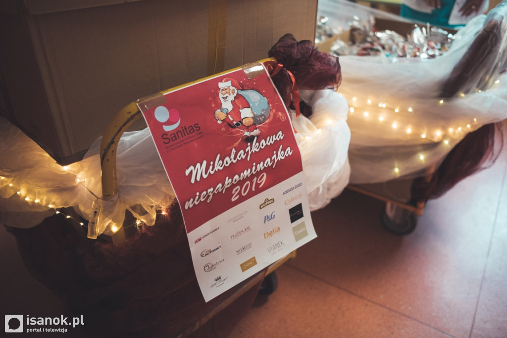 Akcja Mikołajkowa Niezapominajka stowarzyszenia SANITAS