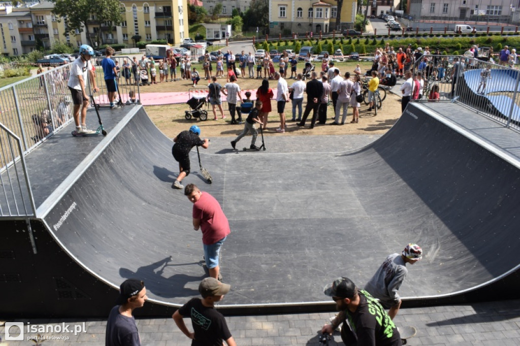 Miniskatepark przy ul. Mickiewicza w Sanoku oficjalnie otwarty