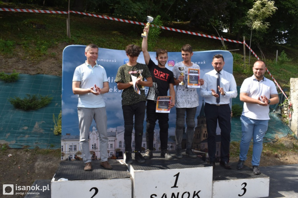 Miniskatepark przy ul. Mickiewicza w Sanoku oficjalnie otwarty