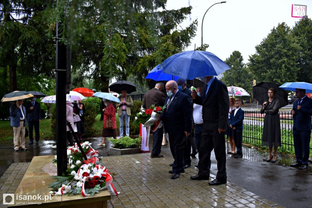 Sanockie szkoły rozpoczęły nowy rok szkolny w trybie stacjonarnym