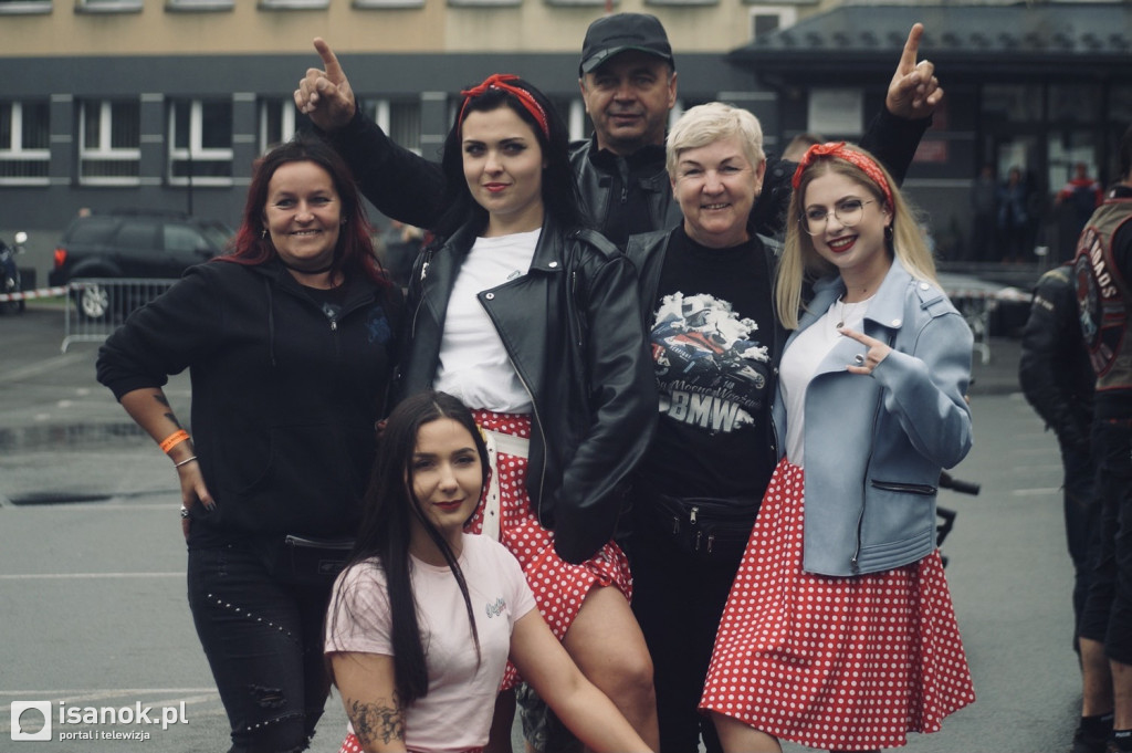 Coroczny pokaz motocyklowego stuntu
