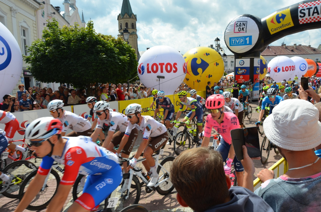 Tour de Pologne na sanockim Rynku