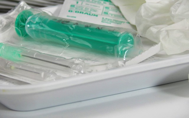 Urzędnicy radzą, co robić z odpadami medycznymi i przeterminowanymi lekami