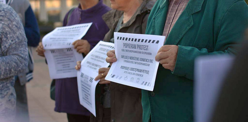 Protestowali w obronie niepełnosprawnych