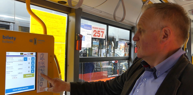 Zobacz, jak kupić bilet w nowych autobusach MKS (WIDEO)