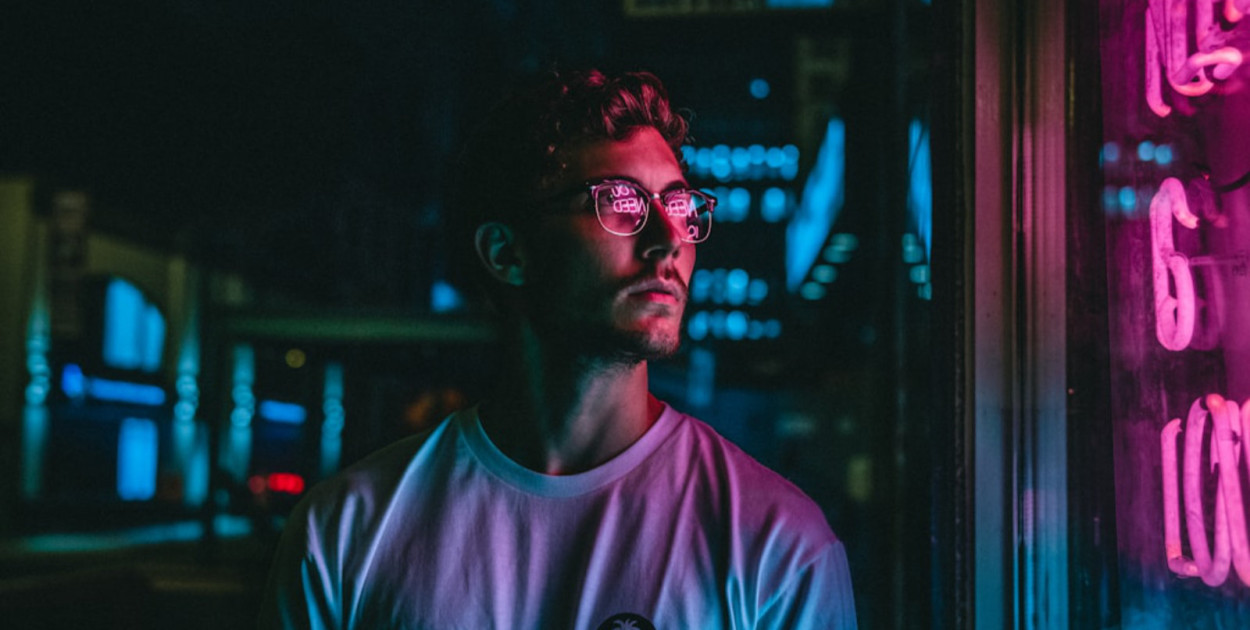 Okulary męskie - co jest modne w 2024?