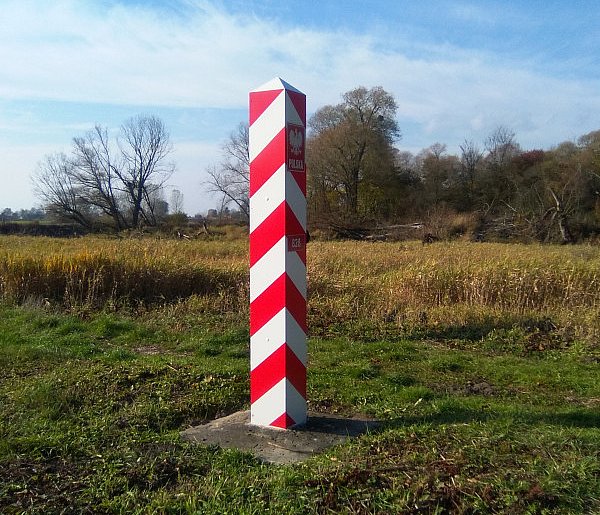 Nie każdy przejedzie bez zatrzymania. Wracają kontrole na granicach Polski-37893