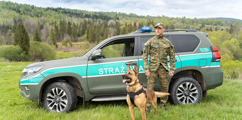 Czworonożni funkcjonariusze mają dziś swoje święto - 37880