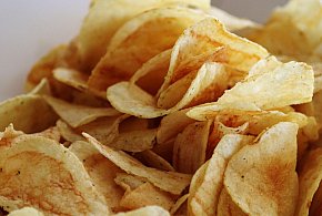 Chipsy Lay’s znikają z półek. W tej partii wykryto niebezpieczne substancje-37905