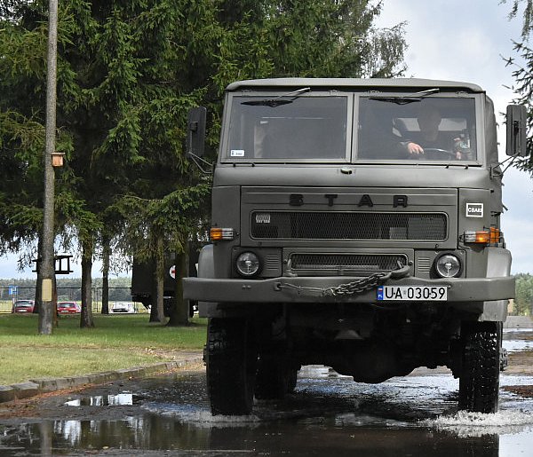 Kolumny wojskowe wyjadą na ulice. Wojsko zapowiada wielkie manewry-38184