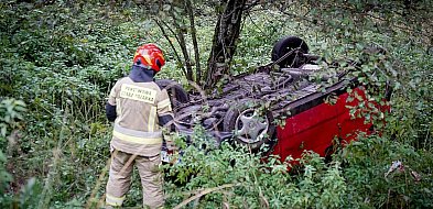 BIESZCZADY: Wypadł z drogi i dachował-38544