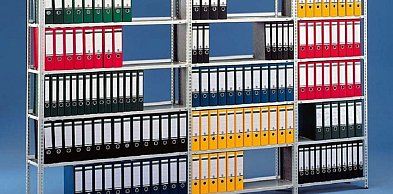 Regały do archiwum: jak wybrać system składowania, który zachowa porządek i bezpie